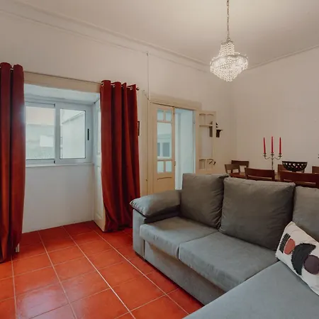 Holiday home Alegria By The River House *