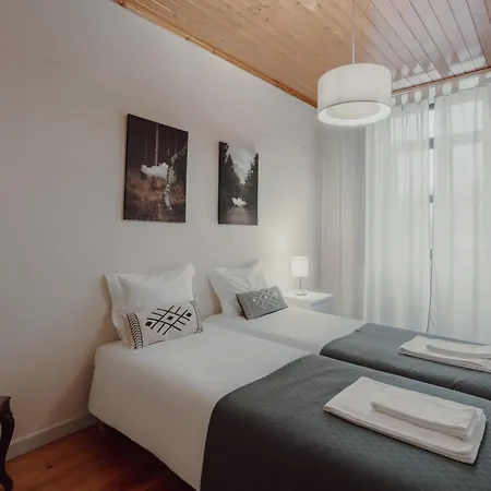 Holiday home Alegria By The River House *
