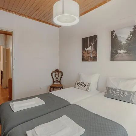 בית נופש Alegria By The River House פורטו